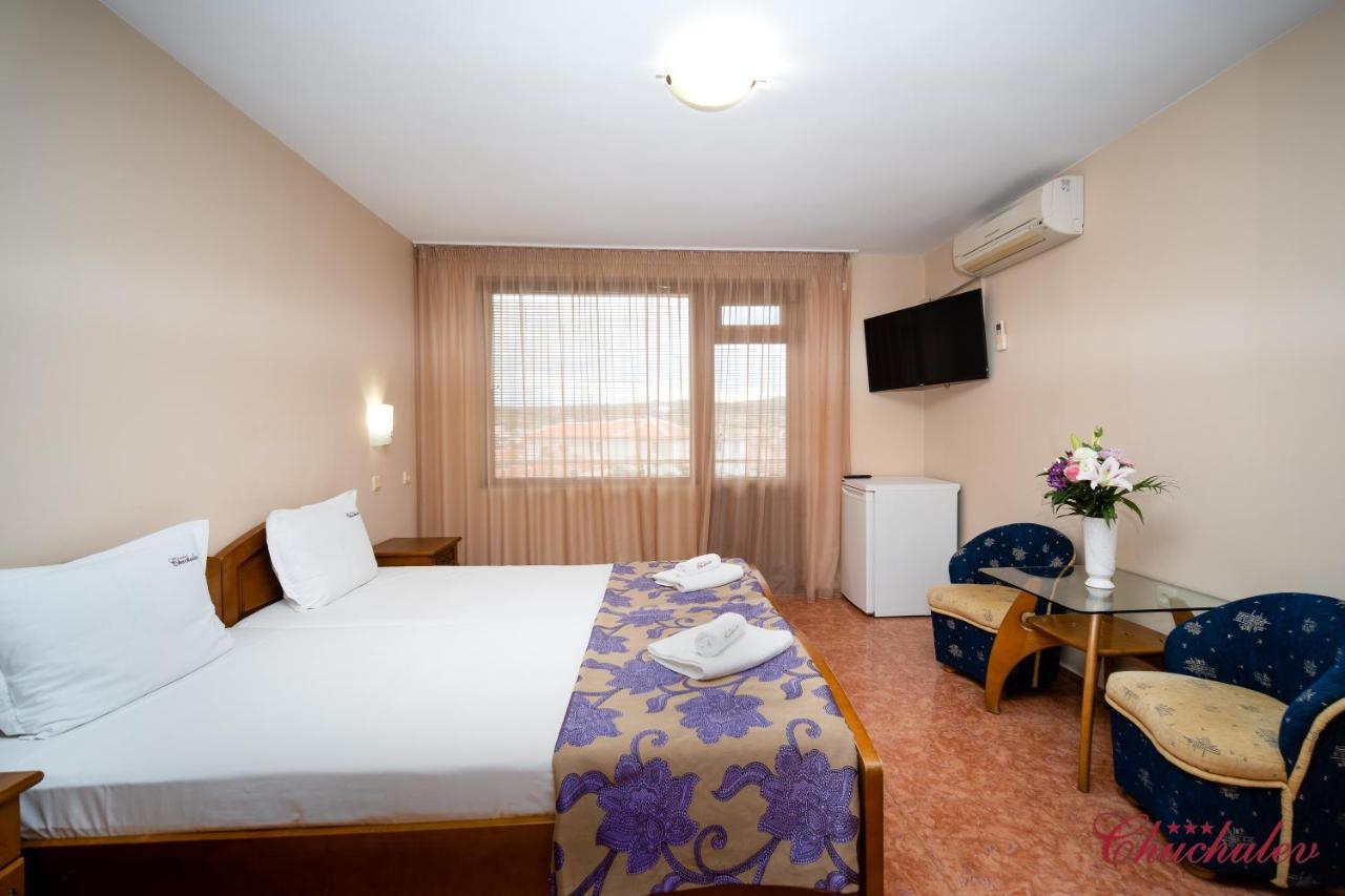 Hotel Chuchulev 소조폴 외부 사진